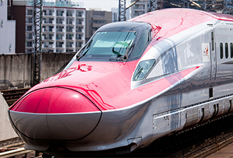 秋田新幹線の快適さを支えるインターセプション